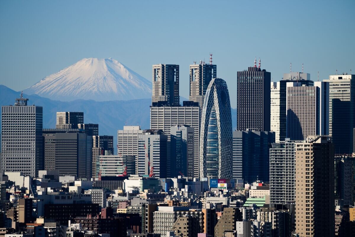 Japan 40-Year Bond Yield Hits 4% for First Time Since 2007 Debut - Bloomberg.com