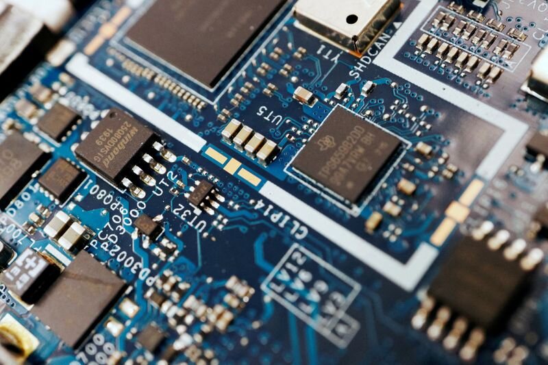 Taiwan says 40% shift of chip capacity to US is 'impossible' - Yahoo Finance