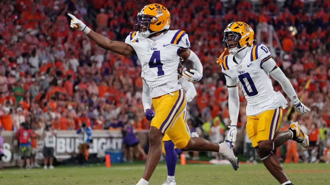 2026 NFL draft trades: Live tracking deals of picks, players - ESPN