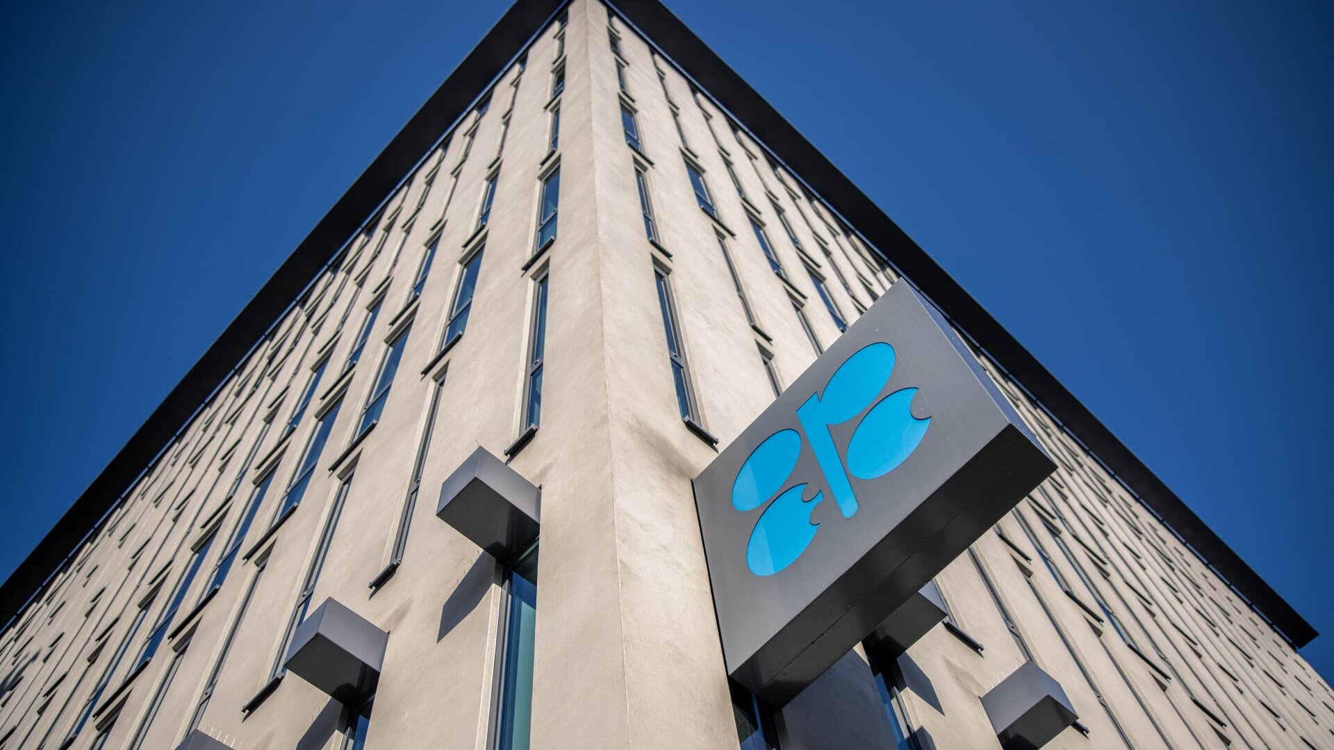 European stocks to open lower as UAE OPEC exit complicates oil supply outlook - CNBC