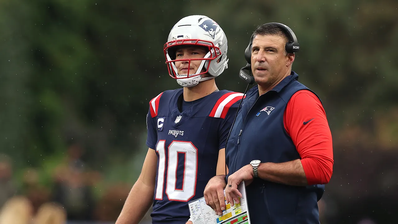 Mike Vrabel stepping away from Patriots indefinitely to seek counseling amid Dianna Russini controversy - Fox News