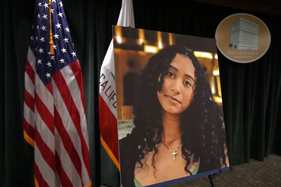 Celeste Rivas Hernandez, girl who singer D4vd is charged with killing, died from penetrating wounds - AP News