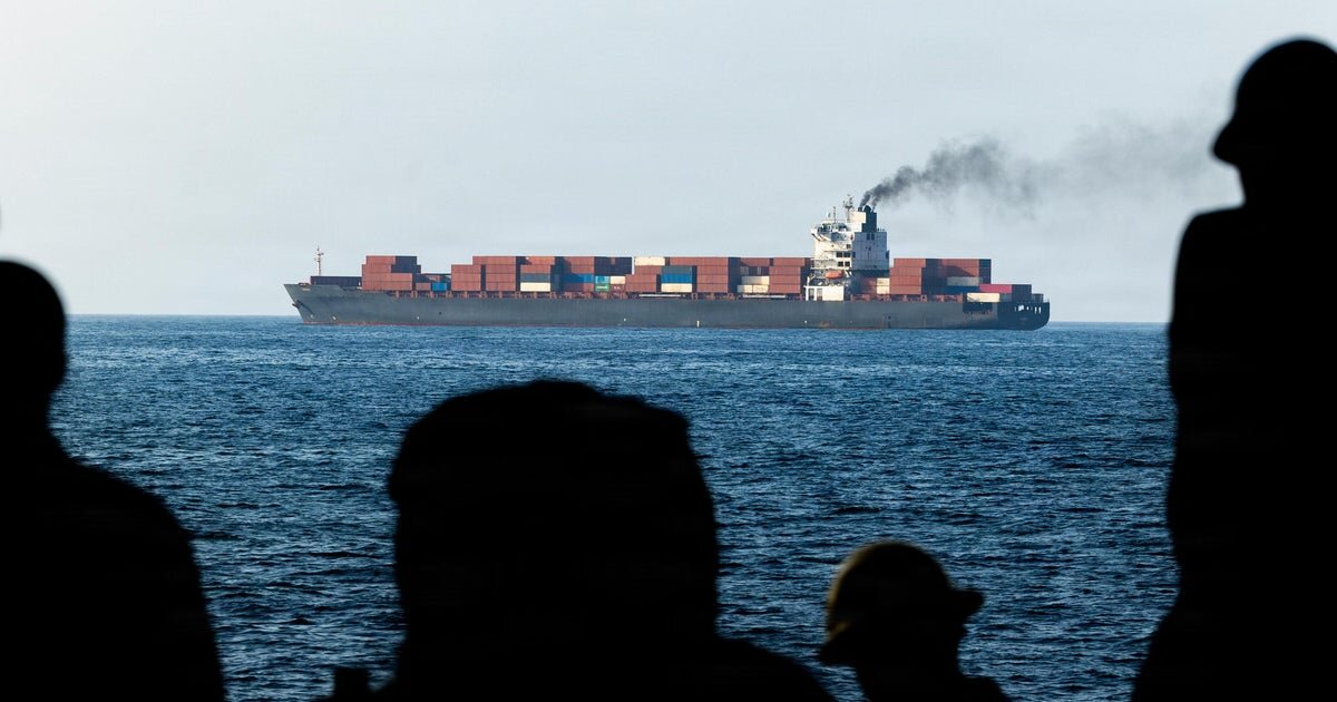 Live Updates: Iran attacks ships in Strait of Hormuz as thousands more U.S. forces head for Middle East - CBS News