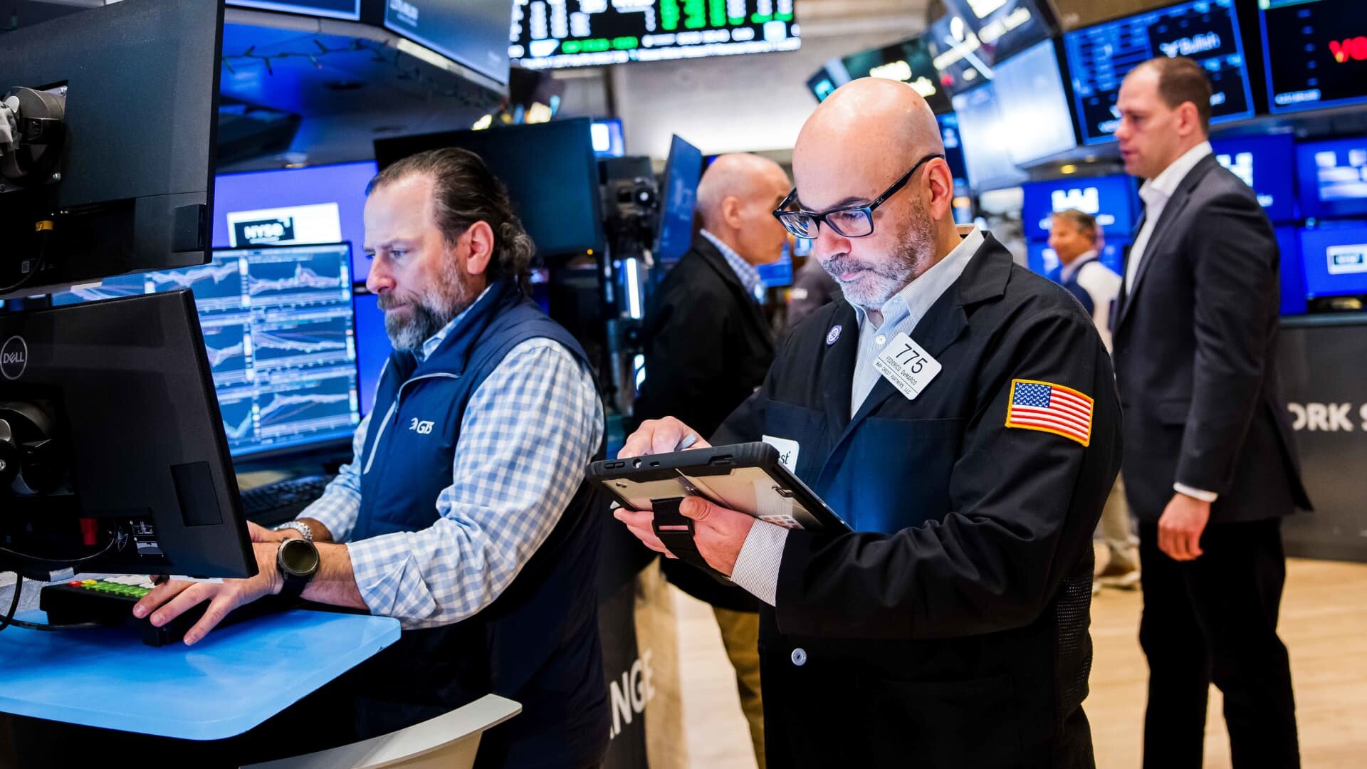 S&P 500 slips from record, Nasdaq falls as OpenAI report knocks chip stocks: Live updates - CNBC