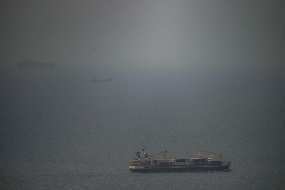 Trump orders US military to ‘shoot and kill’ Iranian small boats choking Strait of Hormuz - AP News