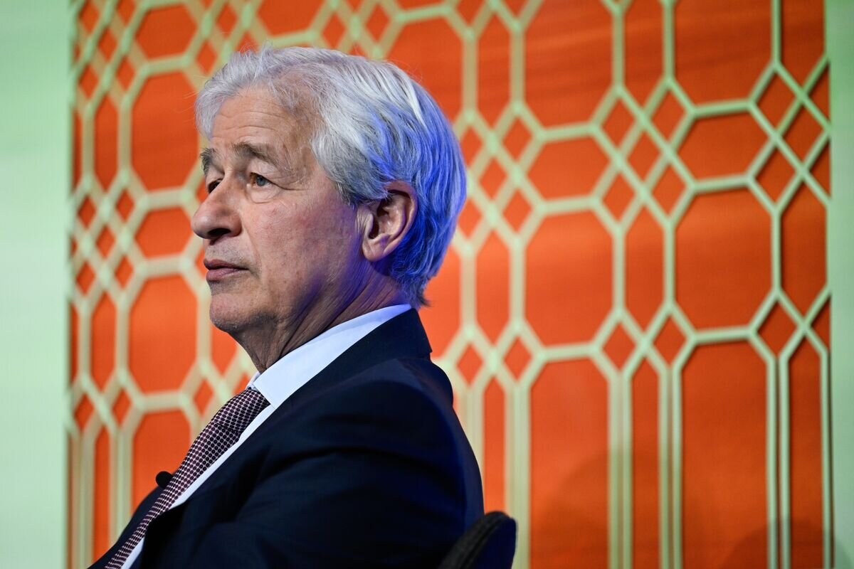 JPMorgan’s Dimon Warns Again on Risks of Credit Market Downturn - Bloomberg.com