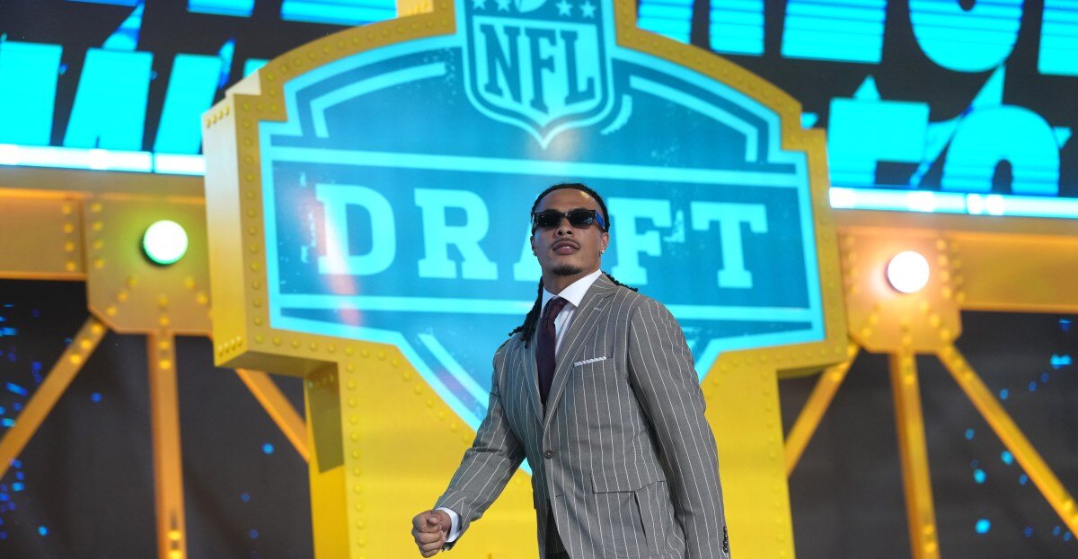 NFL Draft Grades: Eagles score some high marks for their first-round draft pick - Bleeding Green Nation