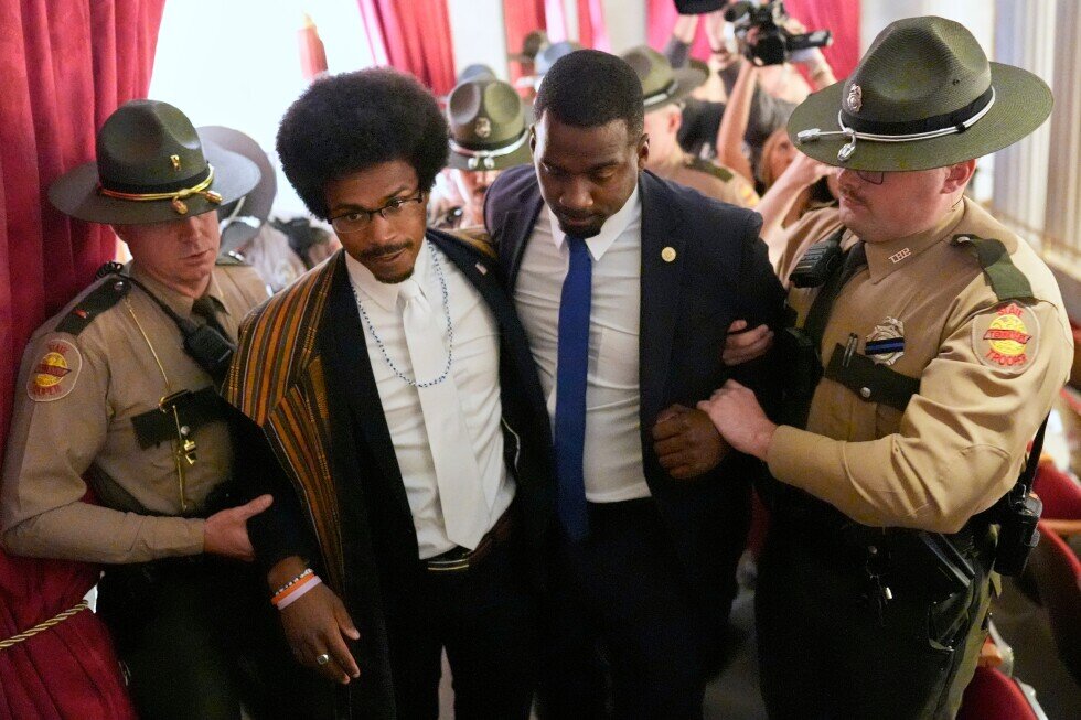 Tennessee enacts new US House map carving up majority-Black district in Memphis - AP News