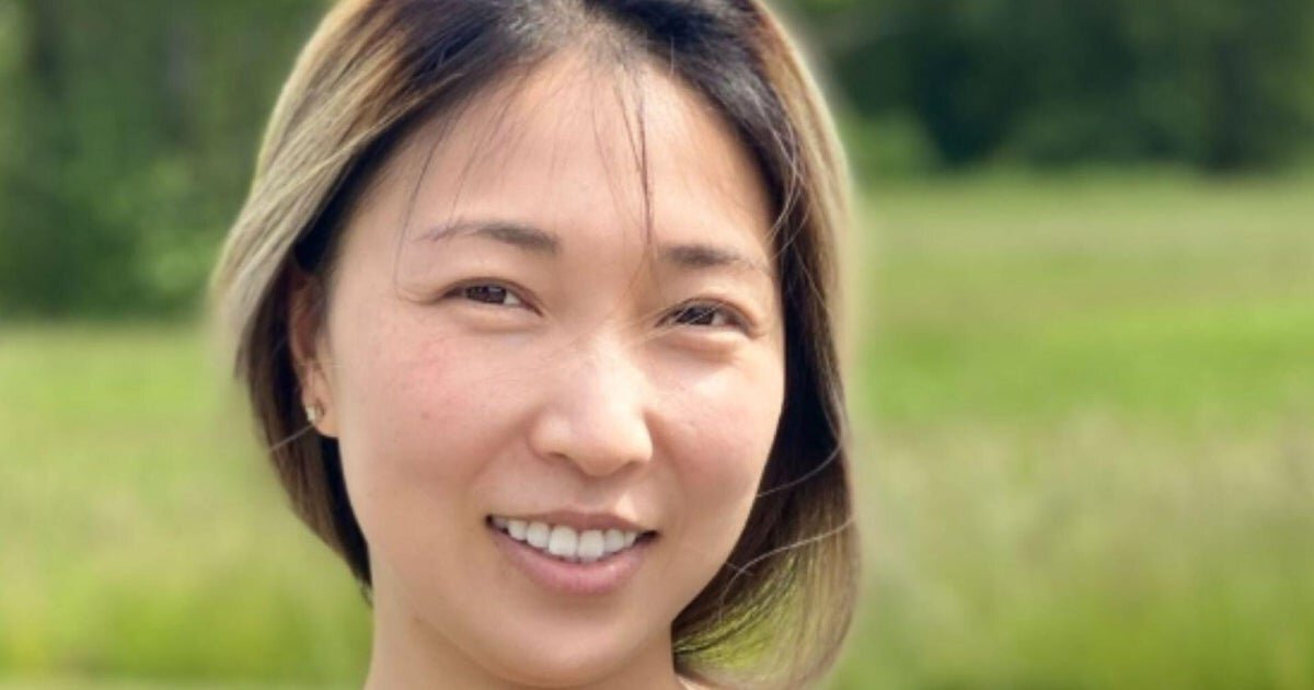 Washington mother's final moments captured on horrific 911 call: "He's got a gun!" - CBS News