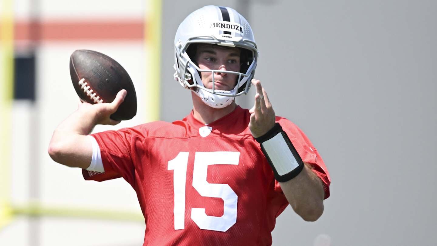 How the Raiders Landed on Their Franchise QB: ‘Call Up Fernando. He’s the Guy.’ - Sports Illustrated