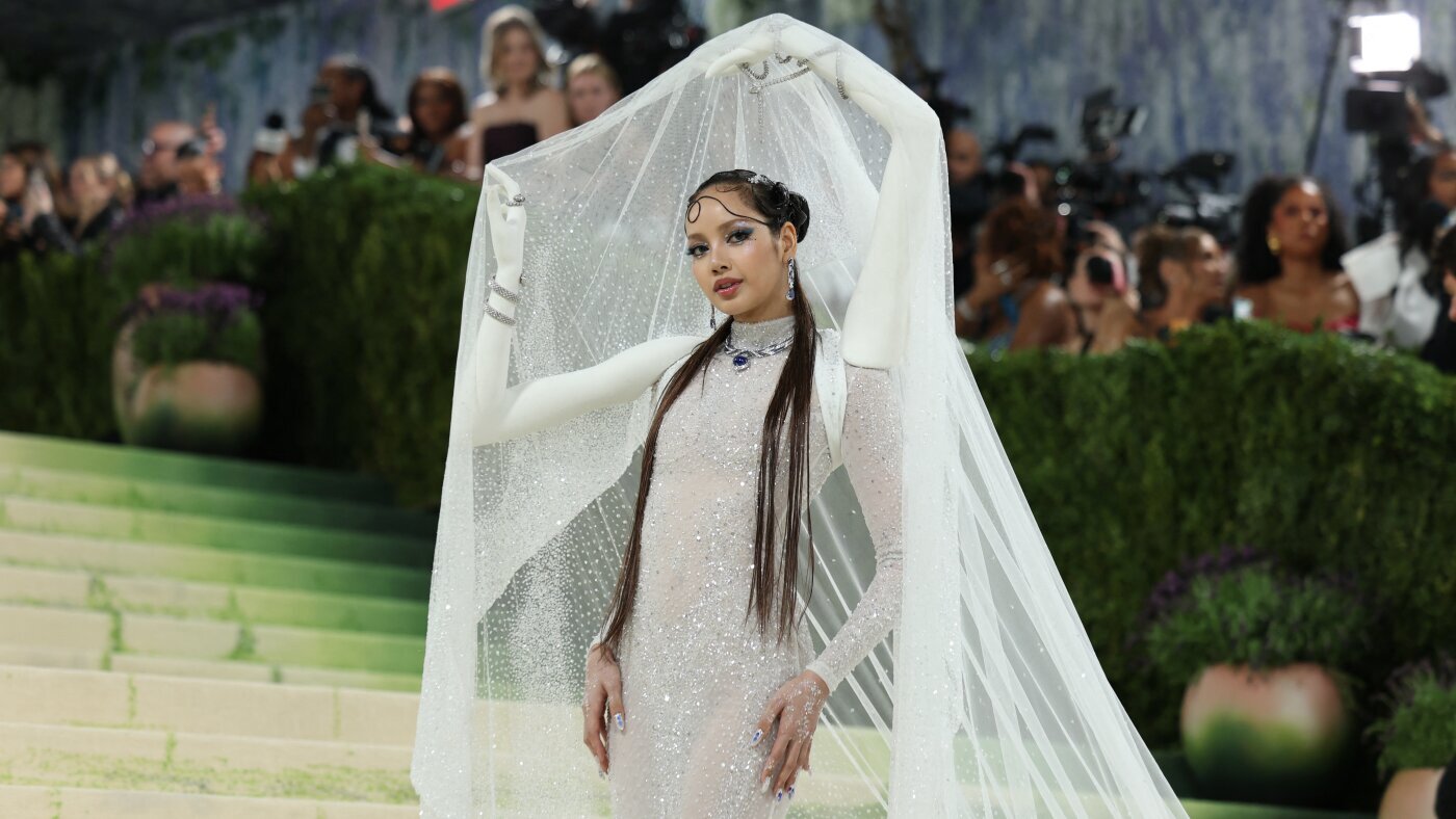See the looks from the 2026 Met Gala red carpet - NPR