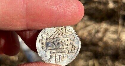 Norway's largest-ever trove of Viking Age coins discovered by metal detectorists: "Historic find" - CBS News