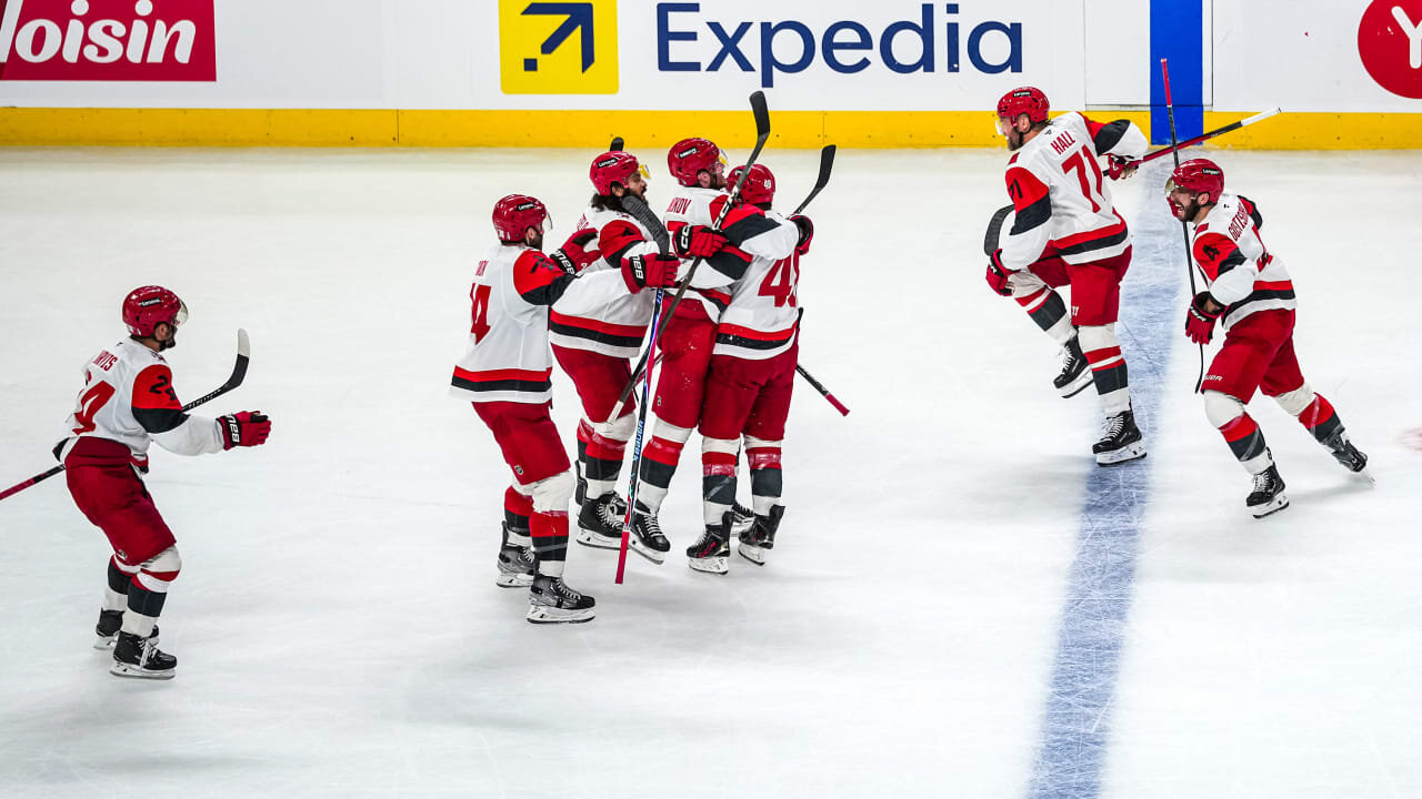 Recap: Svechnikov Strikes In OT, Canes Win Game 3 - NHL.com