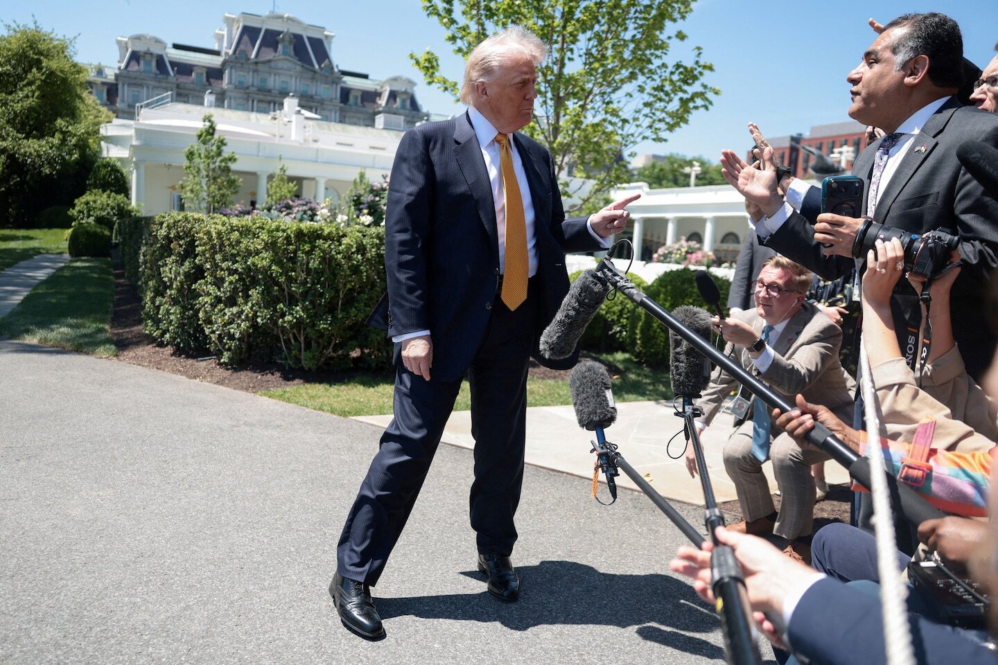 Facing headwinds at home, Trump signals eagerness to make deals at China summit - The Washington Post