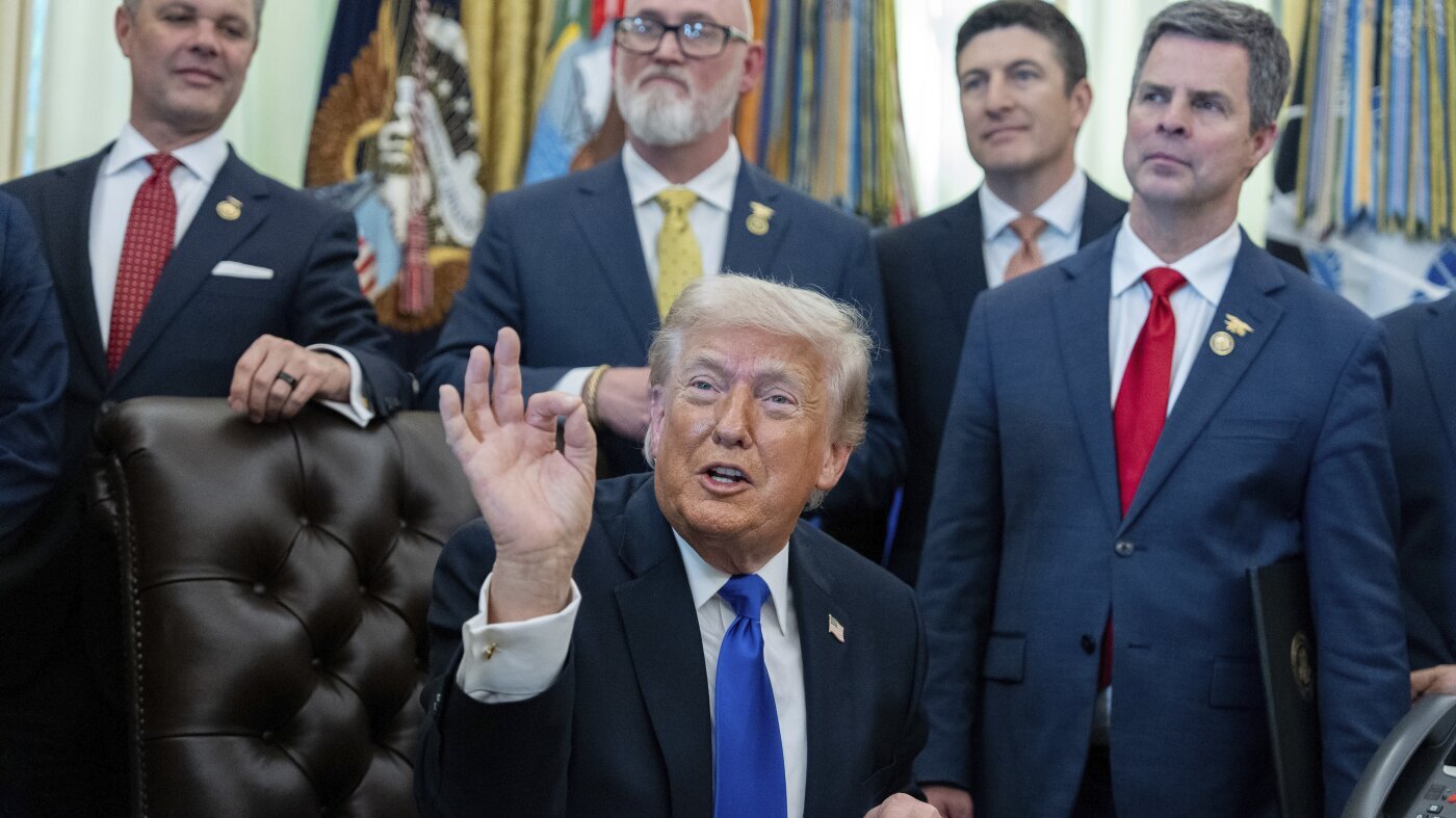Trump gives the go-ahead for a major new Canada-U.S. oil pipeline - NPR