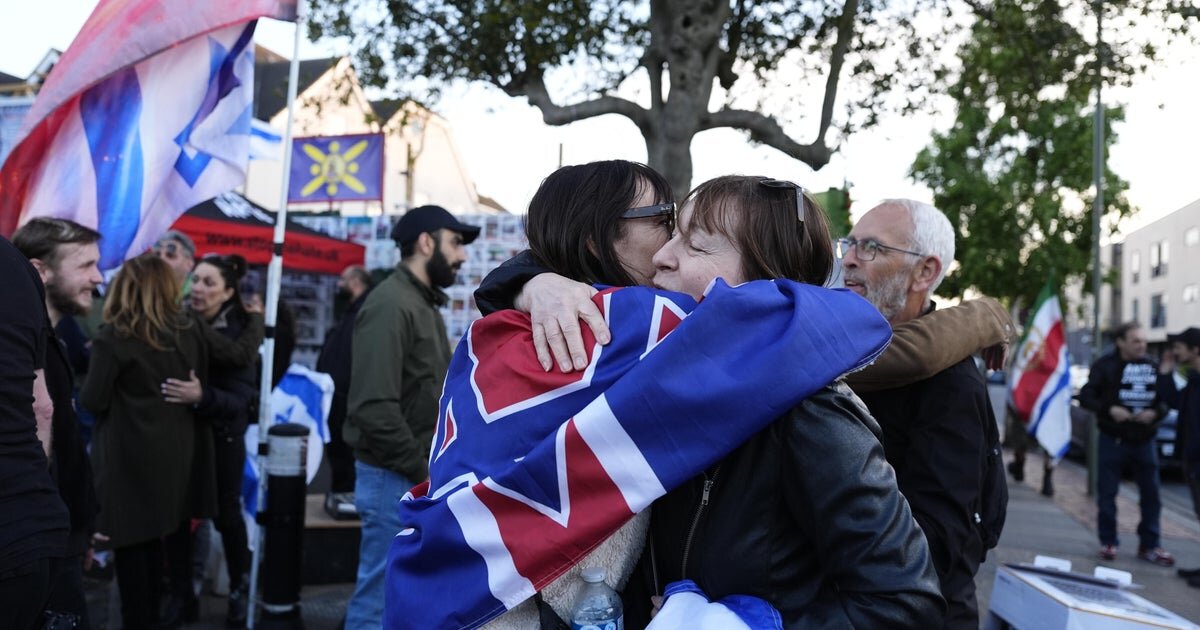 Jewish Londoners describe "utter horror" and living in fear after latest attack, demand government action - CBS News