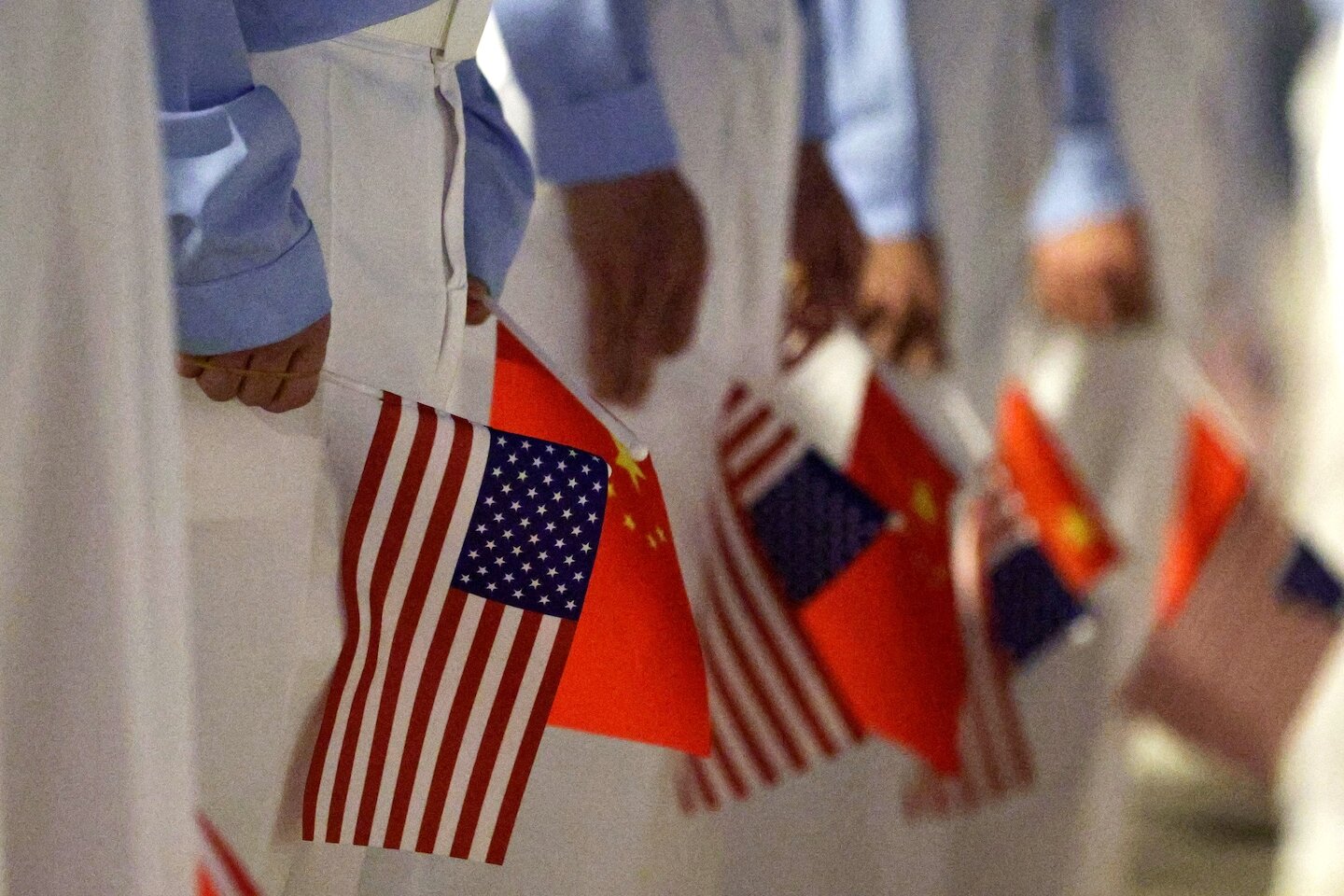 China gains major edge on U.S. amid Iran war, intelligence report finds - The Washington Post