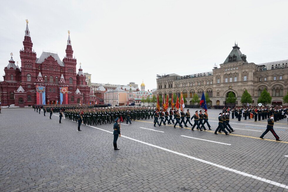 Russia and Ukraine accuse each other of violating US-brokered 3-day truce - AP News