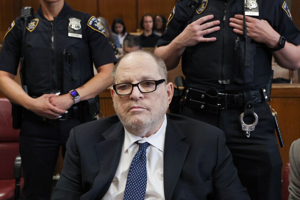 Judge declares a mistrial in Harvey Weinstein’s rape retrial after jury says it is deadlocked - AP News