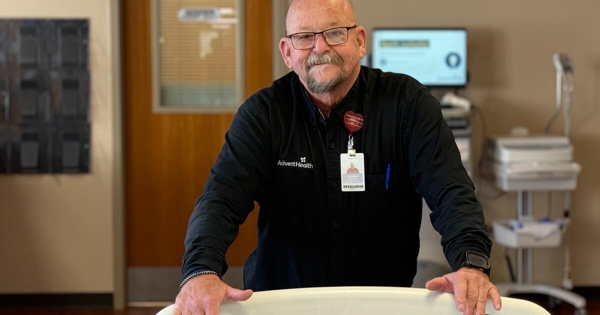 A hospital worker felt healthy. Then he had 3 heart attacks in 4 days: "What have I done to myself?" - CBS News