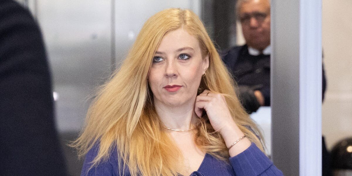 Elon Musk's lawyers landed 3 hits on Sam Altman at their trial today - Business Insider