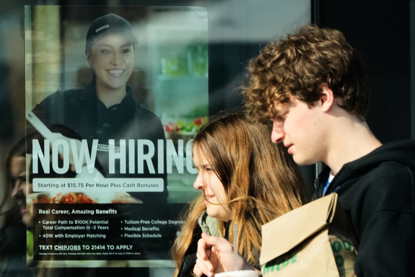 U.S. economy adds 115,000 jobs, a strong gain for an uncertain labor market - The Washington Post