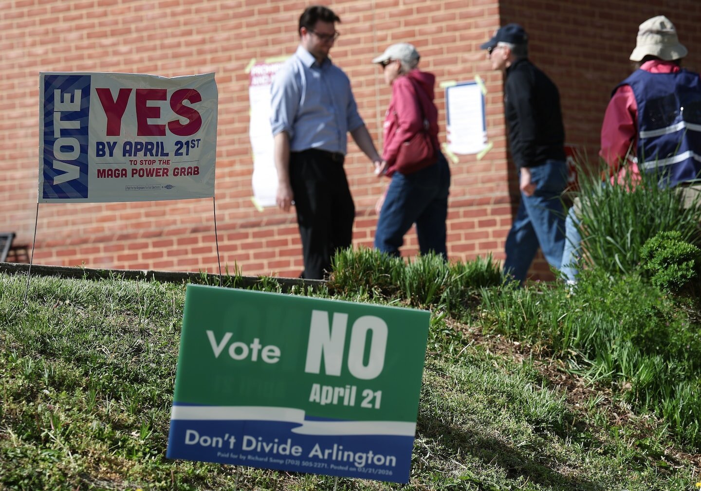 Virginia’s high court strikes down voter-passed House map favoring Democrats - The Washington Post