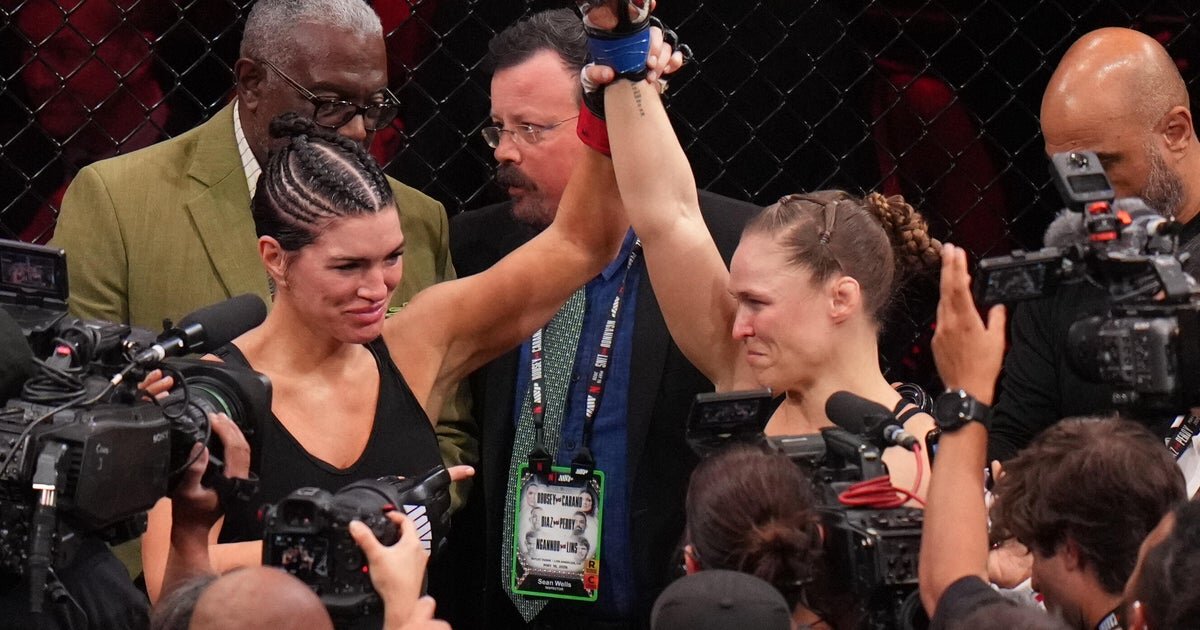 Ronda Rousey defeats Gina Carano seconds into joint comeback match - CBS News