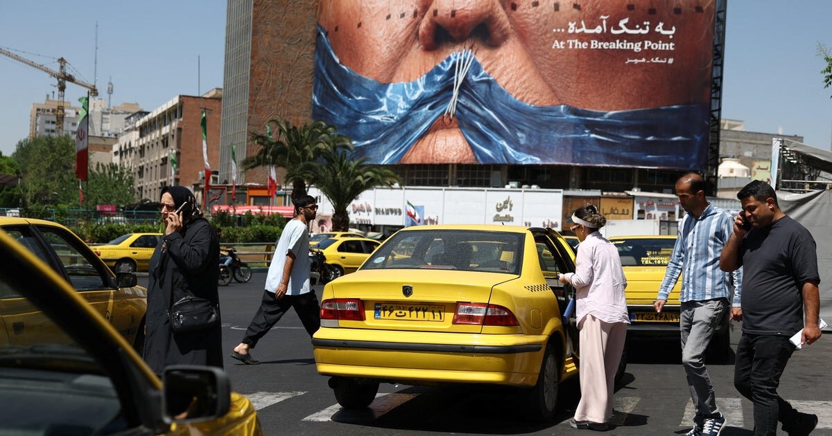 Live Updates: Iran vows to fight on, oil prices surge as Trump rejects peace proposal as "unacceptable" - CBS News