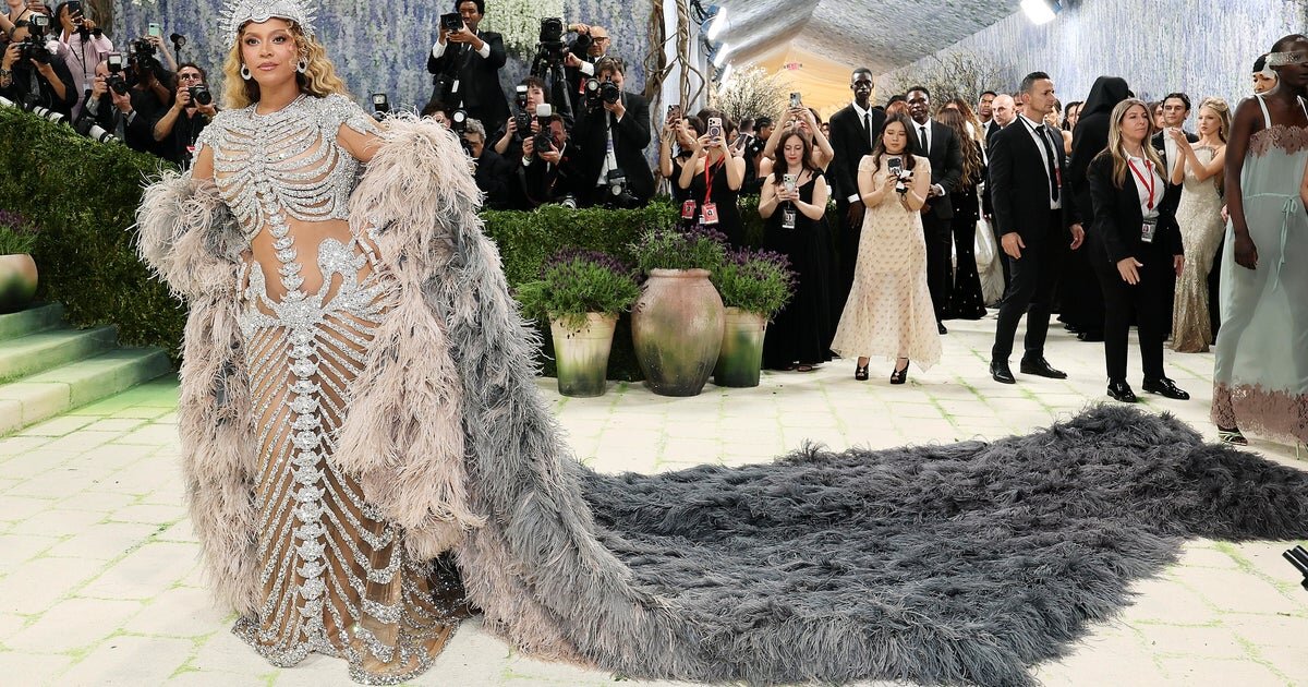 See the Met Gala 2026 best looks and moments of Beyoncé, Rihanna and more celebrating "Costume Art" - CBS News