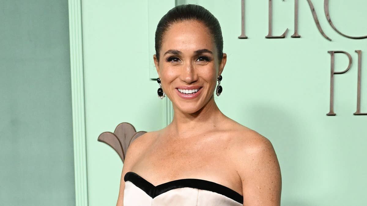 Princess Lilibet plays helper to mum Meghan Markle – and look at her flowing hair - Yahoo