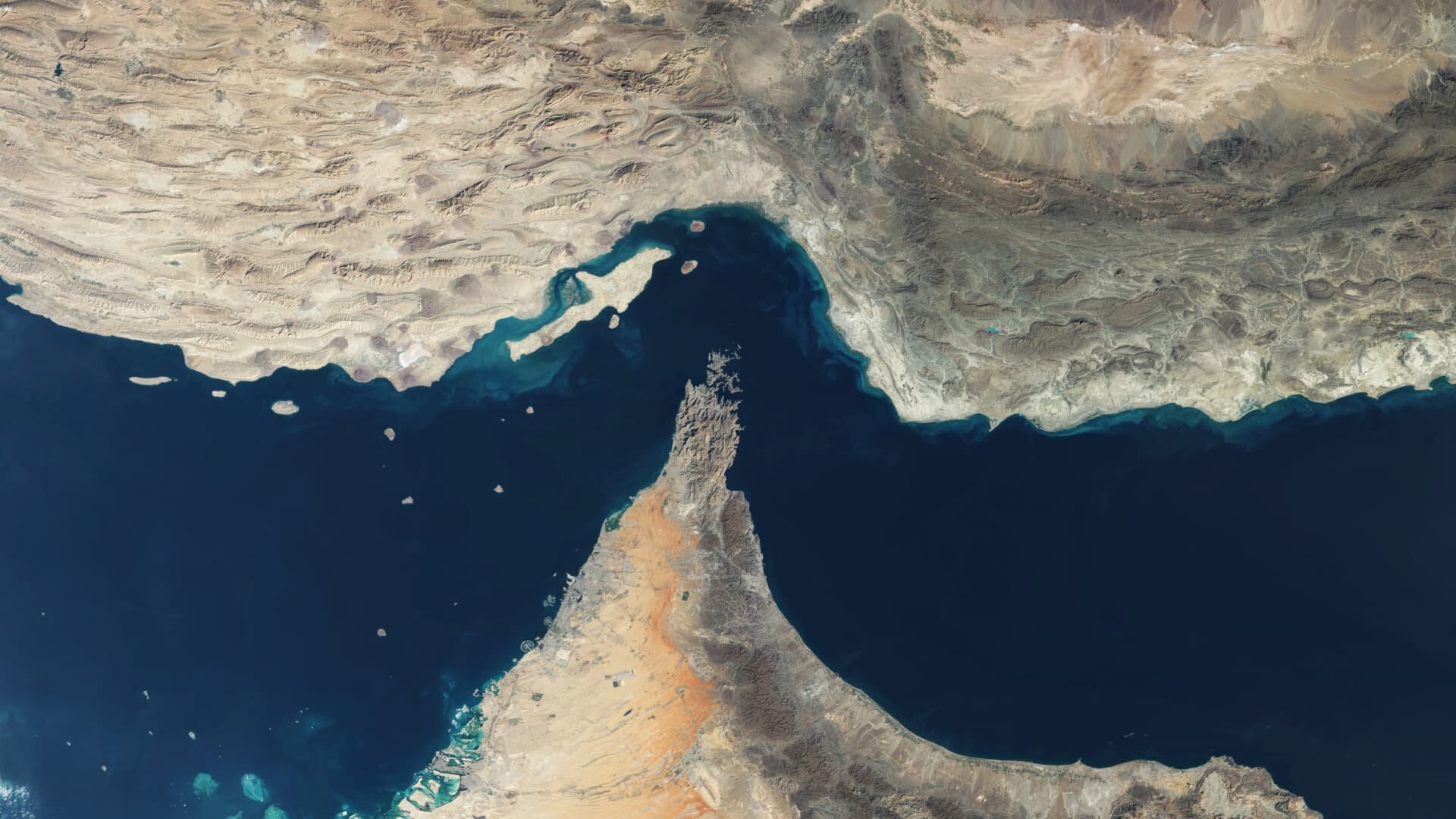 U.S. and Iran trade fire in Strait of Hormuz; each claims other shot first - CNBC