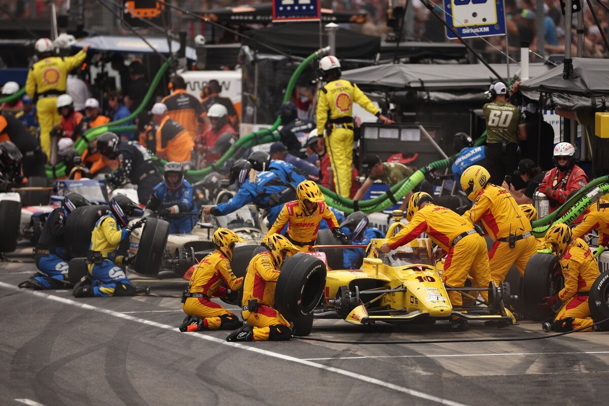 LIVE: 110th Indianapolis 500 minute-by-minute updates | Live text - Motorsport.com