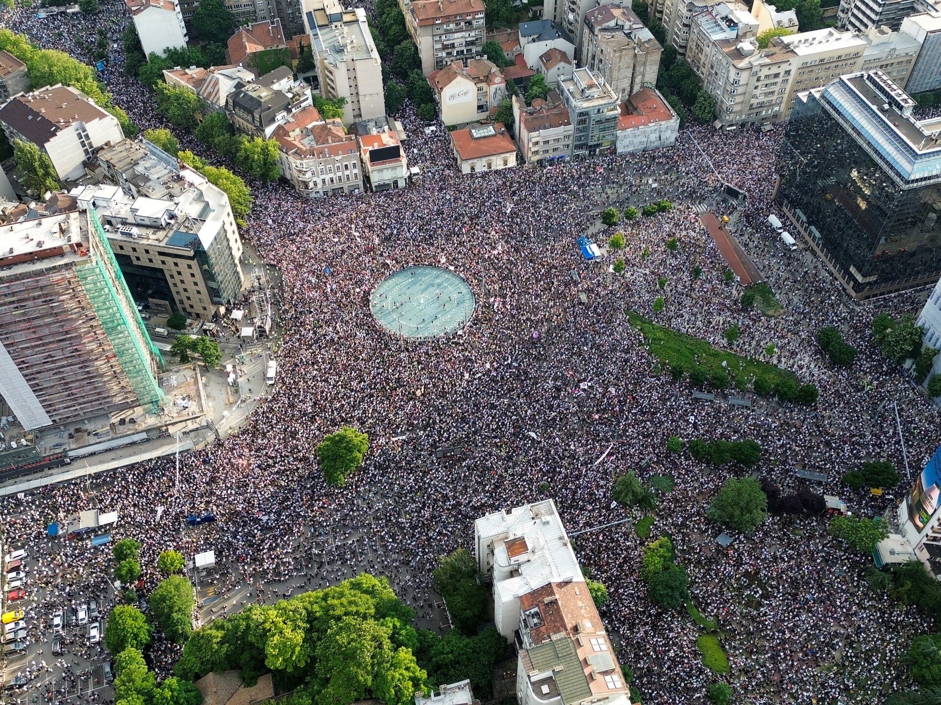 Tens of thousands rally in Serbia for antigovernment demonstrations - Al Jazeera