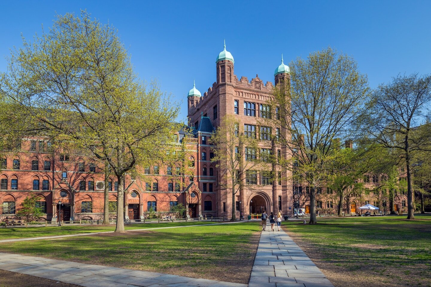 DOJ says Yale medical school discriminated against Asian, White applicants - The Washington Post