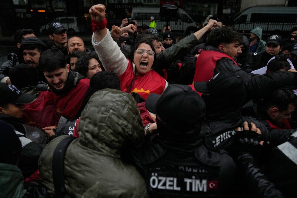 Workers around the world demonstrate on May Day, in photos - AP News