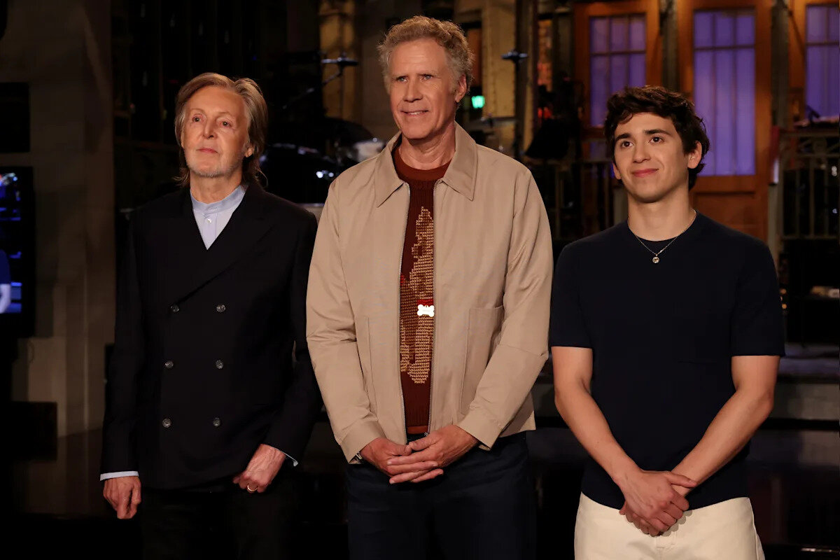 'SNL' season 51 finale: Will Ferrell plays Epstein's ghost and Paul McCartney delivers a surprise third song - Yahoo
