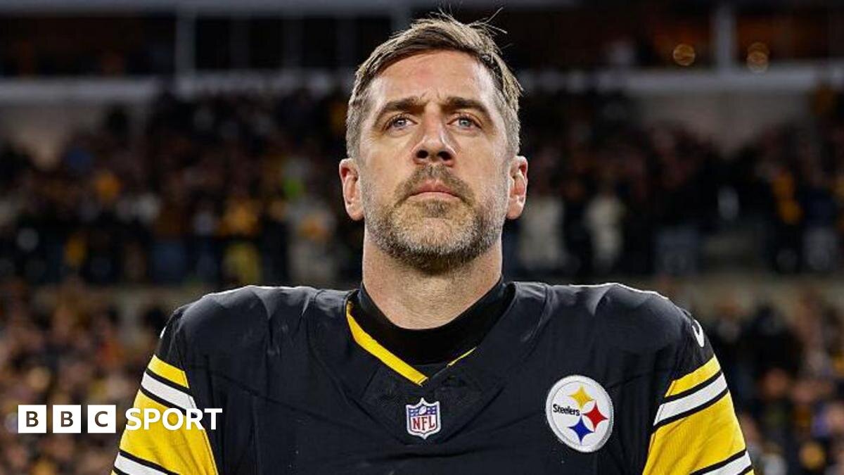 NFL: Aaron Rodgers agrees new one-year deal with Pittsburgh Steelers - reports - BBC