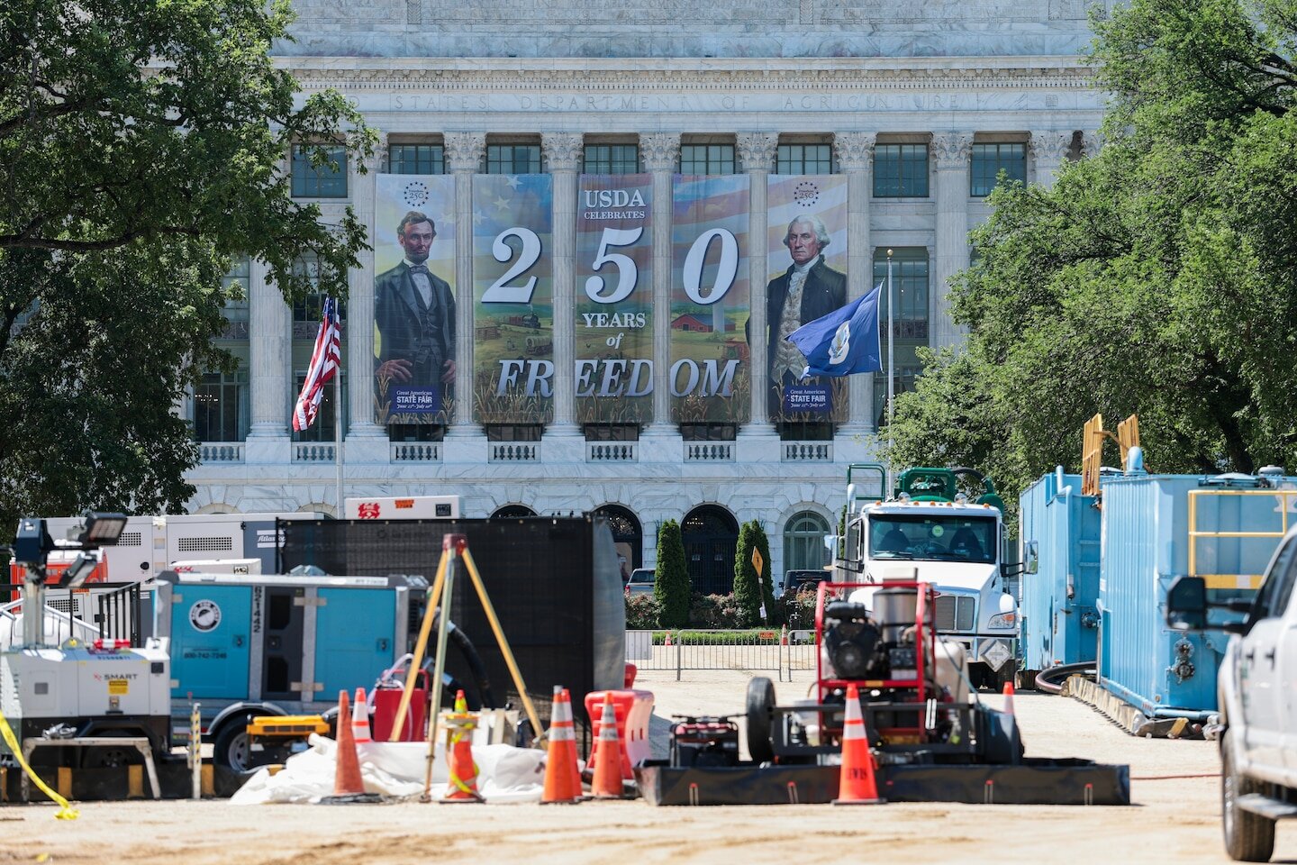 Over half of Great American State Fair performers drop out over politics, threats - The Washington Post