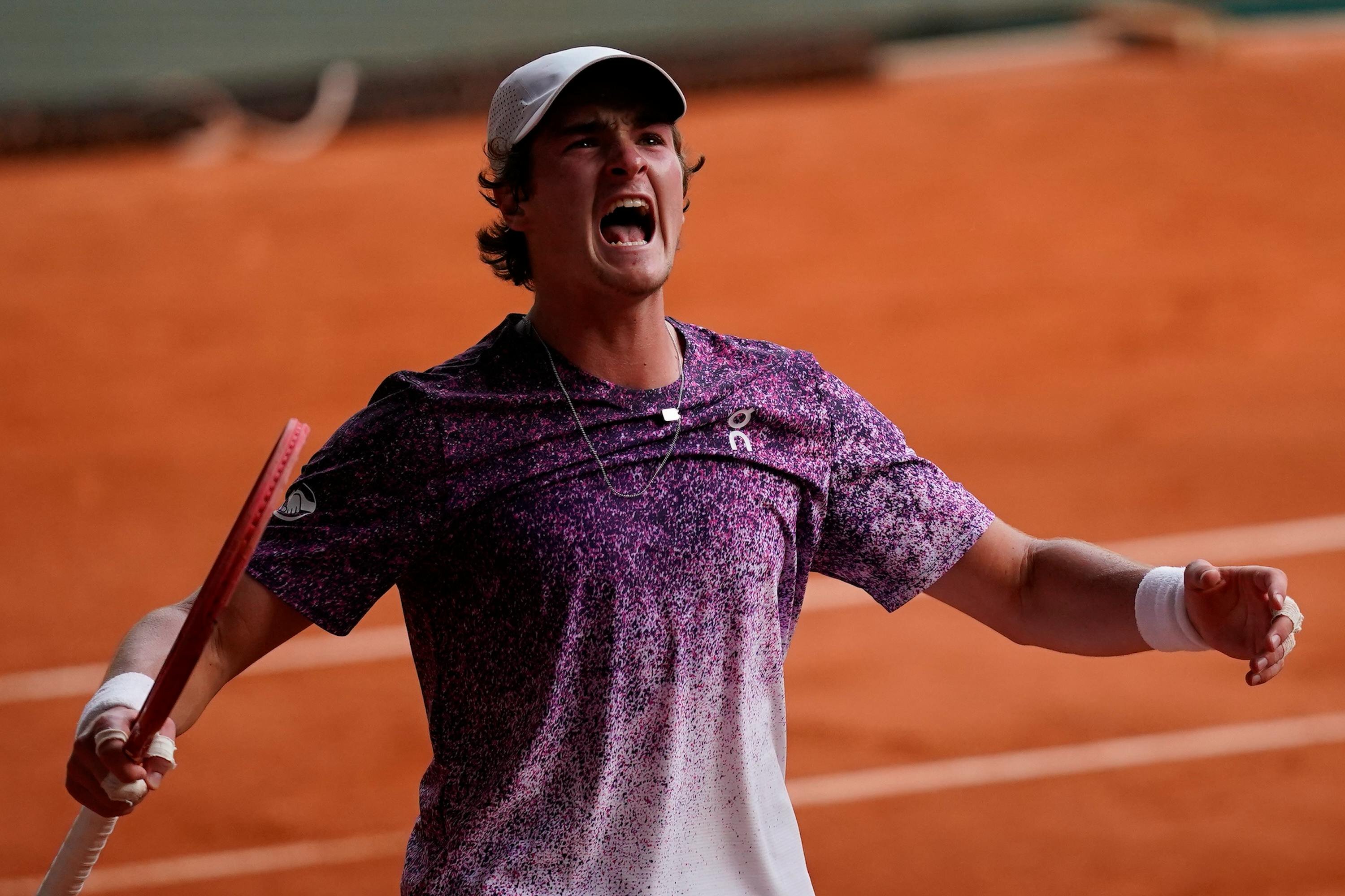 Fonseca thunders past Djokovic - Roland-Garros 2026