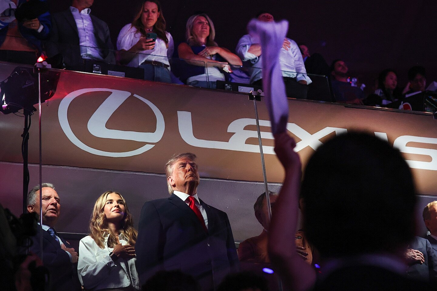 Trump is greeted by boos at Madison Square Garden during the NBA Finals - The Washington Post