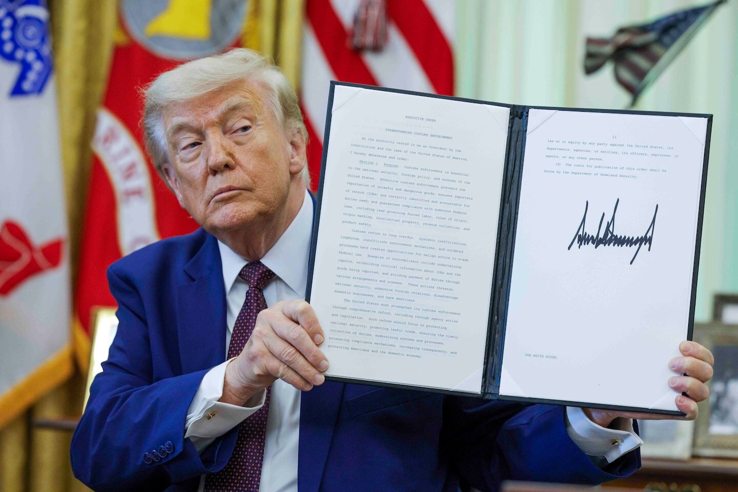 Trump strips job protections from 8,000 senior federal workers - The Washington Post