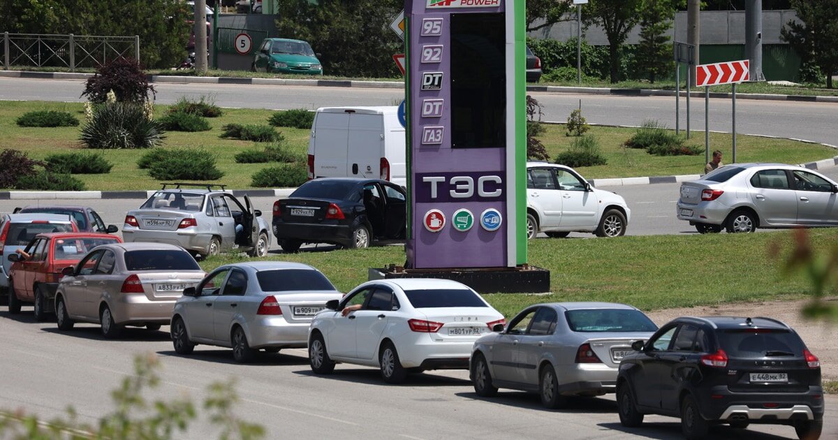 Russian-installed authorities declare economic emergency in Crimea - NBC News