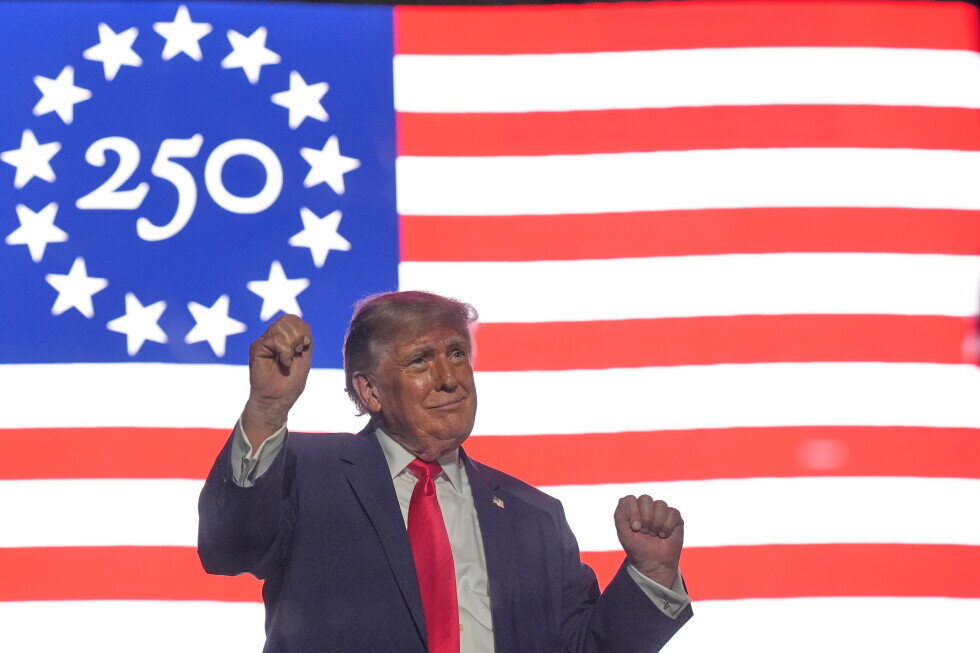 Trump turns America 250 kickoff into a campaign-style rally on the National Mall - AP News