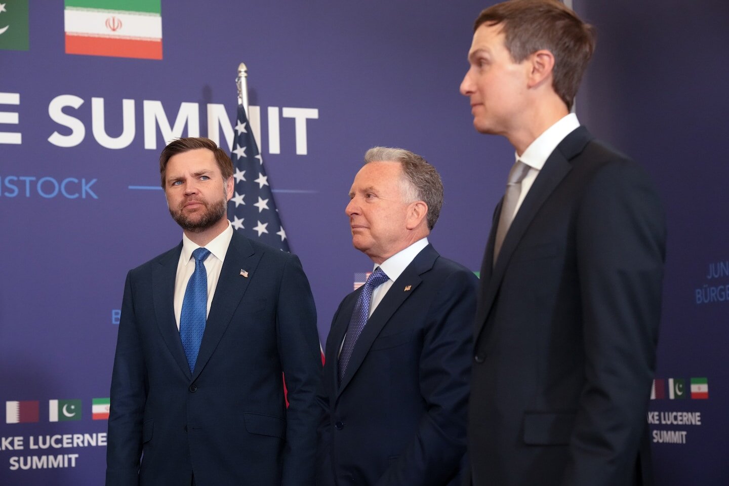 Trump threatens Iran over Hormuz as JD Vance holds peace talks - The Washington Post