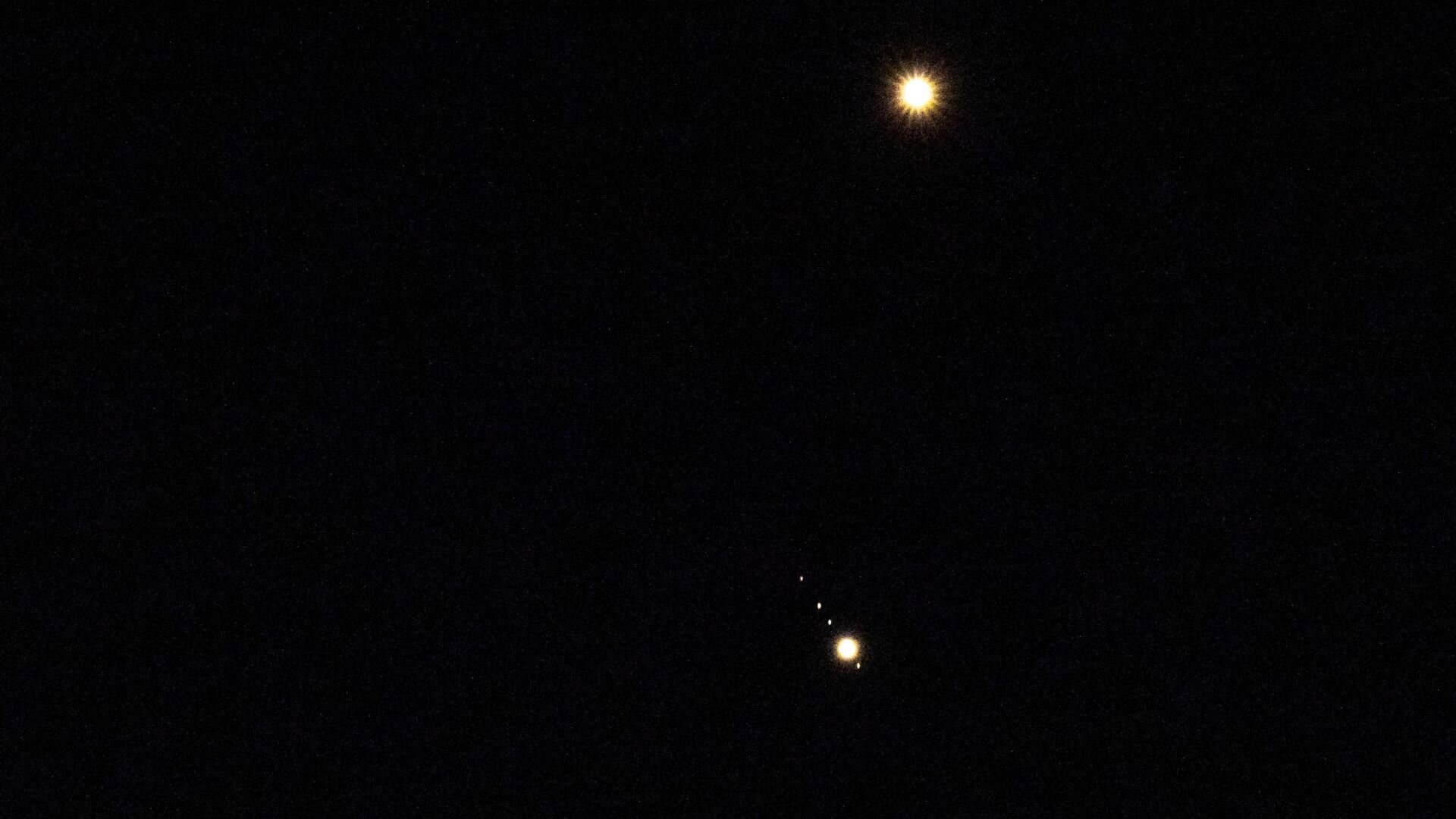 Don't miss Jupiter and Venus meet in a dazzling conjunction tonight: Here's where and when to look - Space