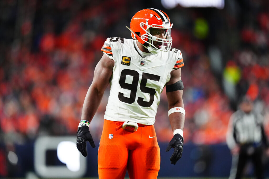 Browns Trade Myles Garrett To Rams - NFL Rumors - ProFootballRumors.com
