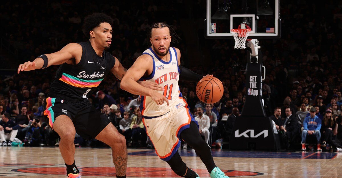 Knicks to play Spurs in NBA Finals - Posting and Toasting