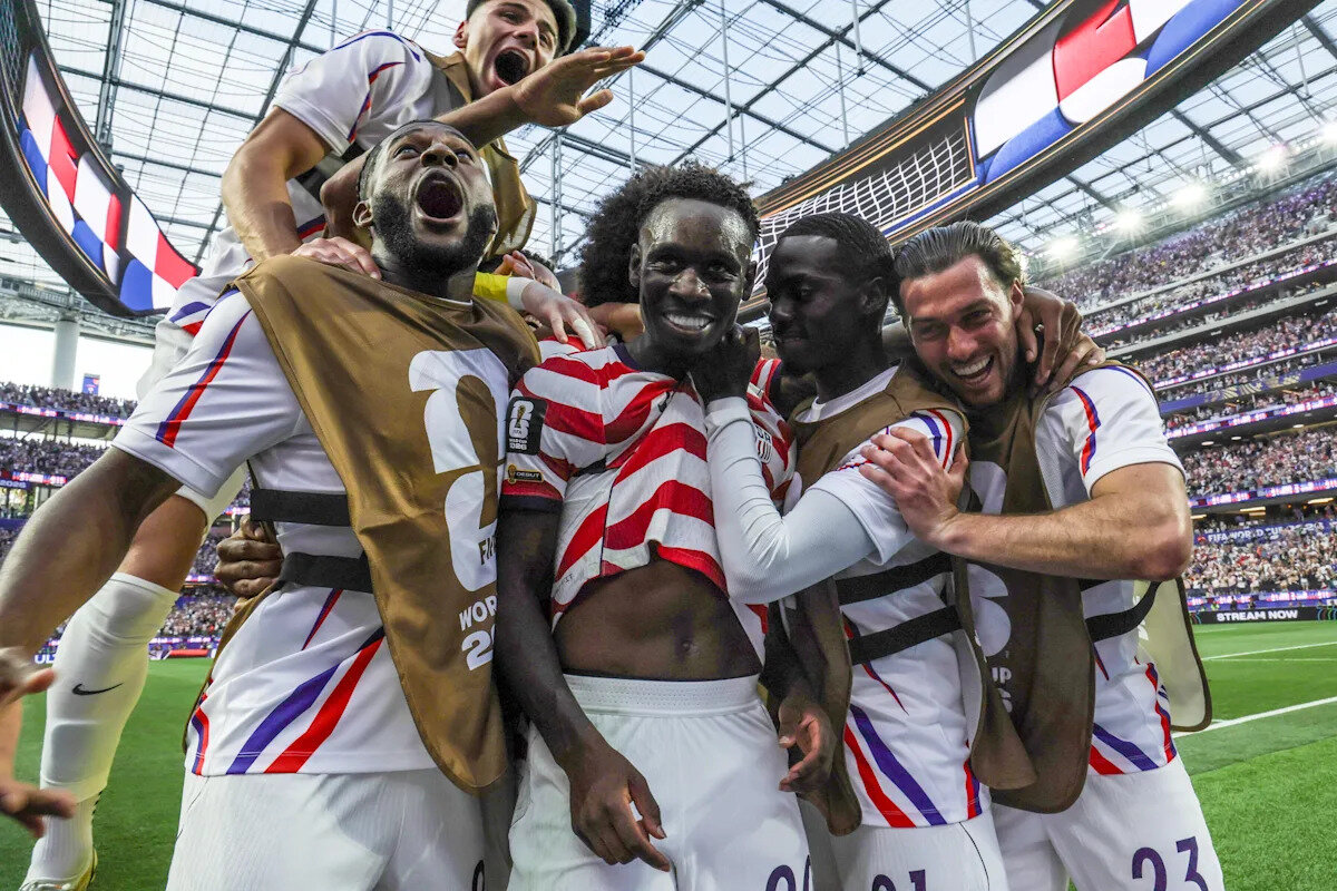 Folarin Balogun scores twice as USMNT beats Paraguay 4-1 in World Cup opener - Yahoo Sports