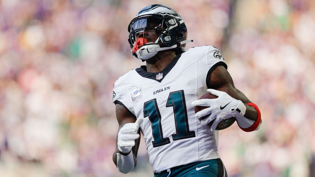 Eagles agree to trade A.J. Brown to Patriots for 2 draft picks - ESPN